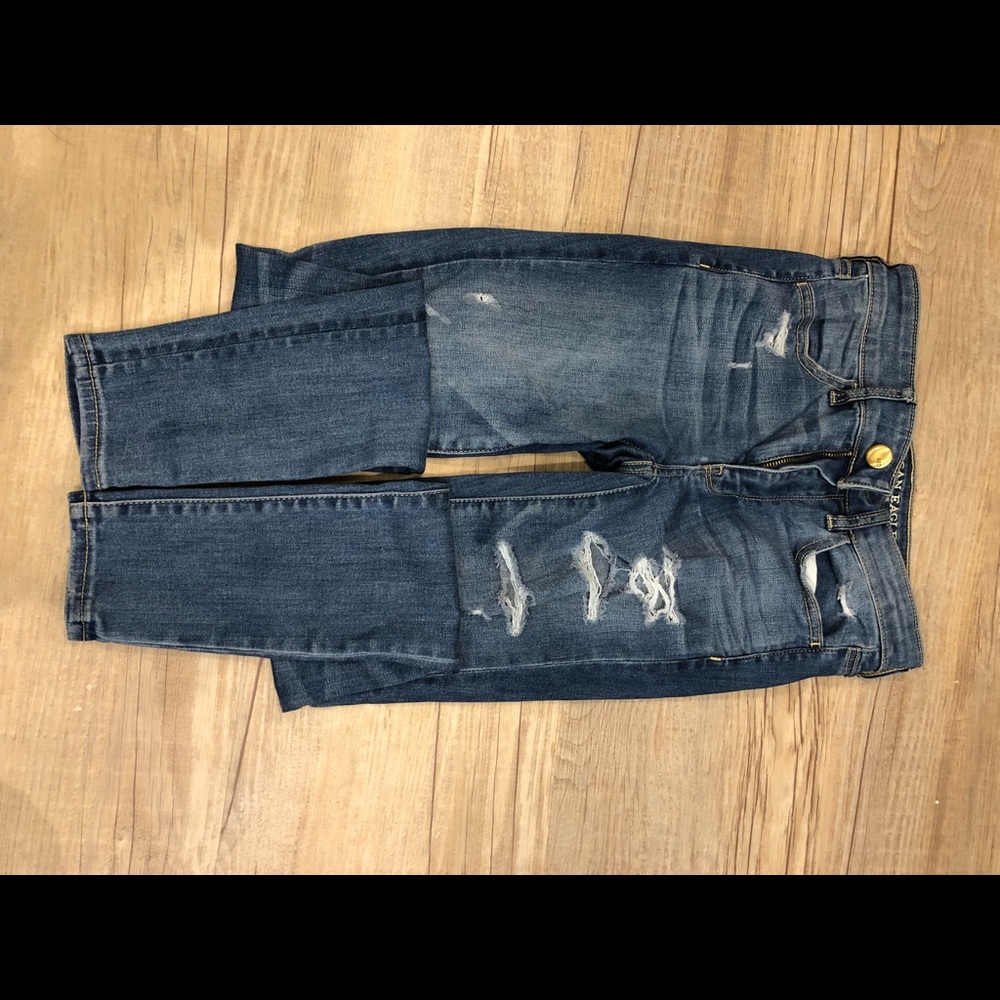 American eagle hi-rise jegging size 2 reg. $22